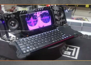 Cyberdeck Clamshell Bikin Ponsel Jadi Workstation Gadget