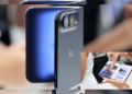 Layar iPhone Duo Samarkan Crease, Ini Tantangannya